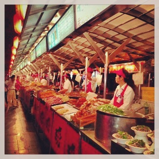 Donghuamen Night Market 