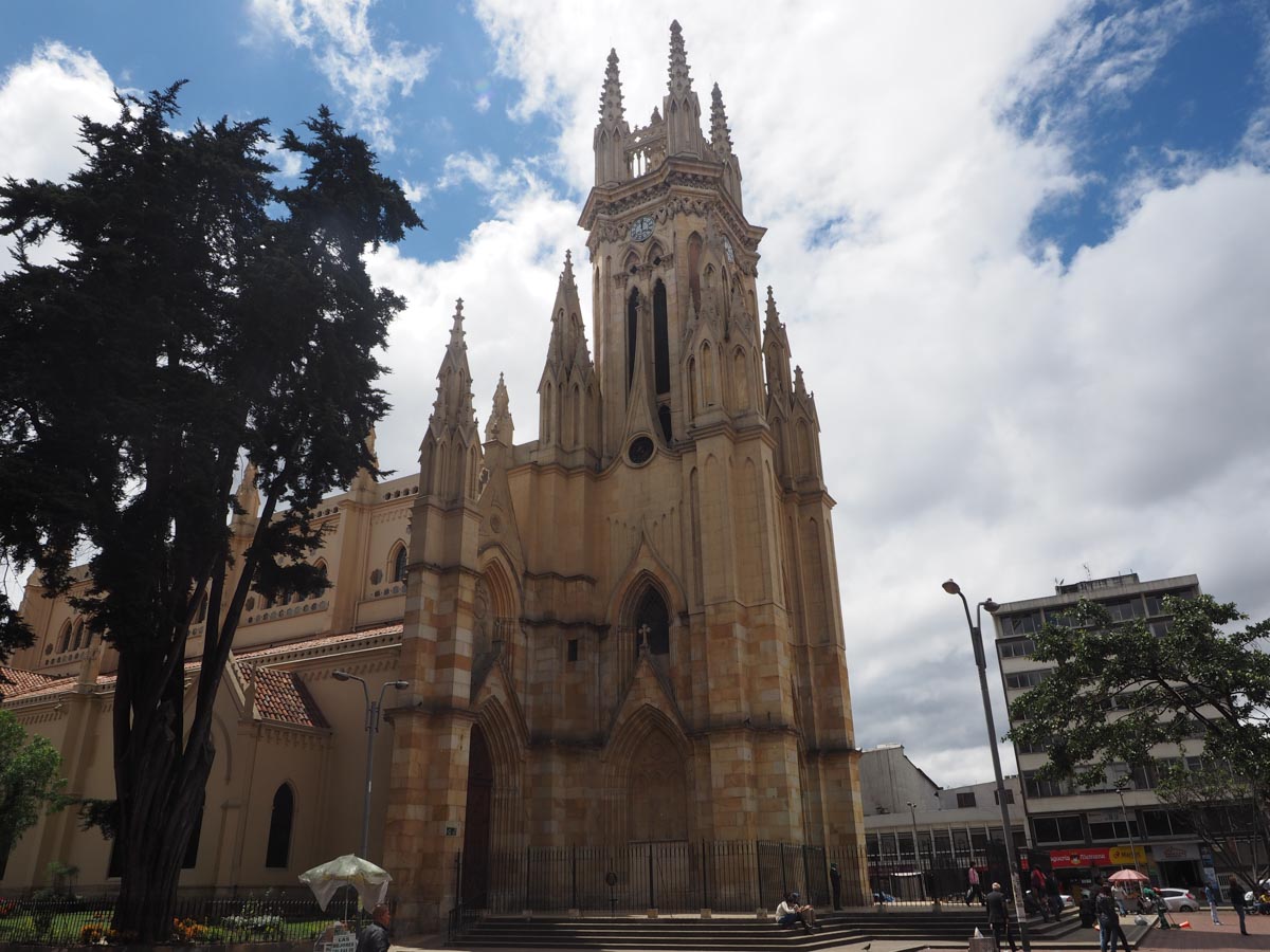 Templo Nuestra Señora de Lourdes, Bogota